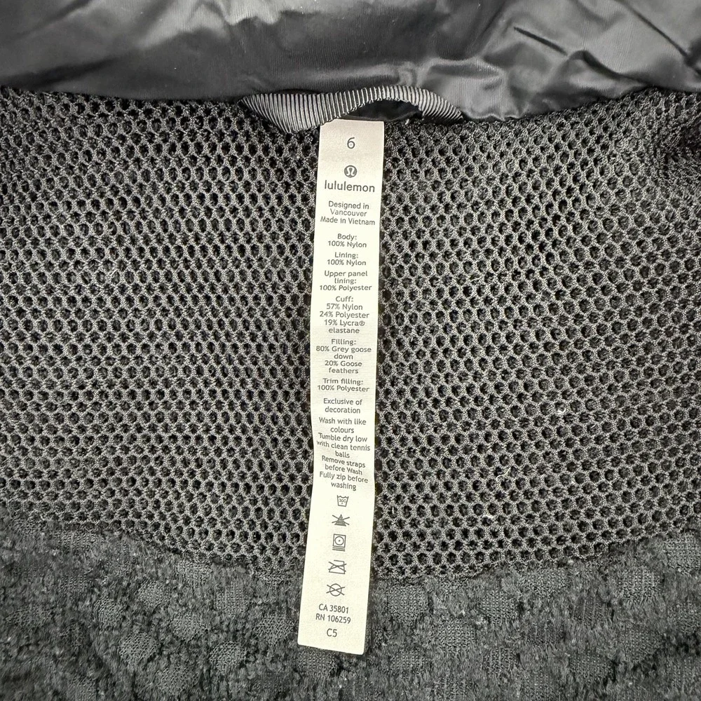 Lululemon Red Goose Down Long Hooded Winter Parka Coat Women's Size 6